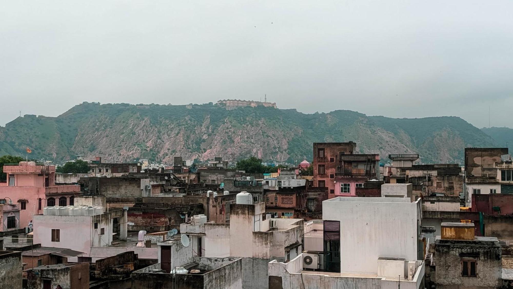 The Pink Nest - Backpackers Abode Hotel Jaipur Exterior photo